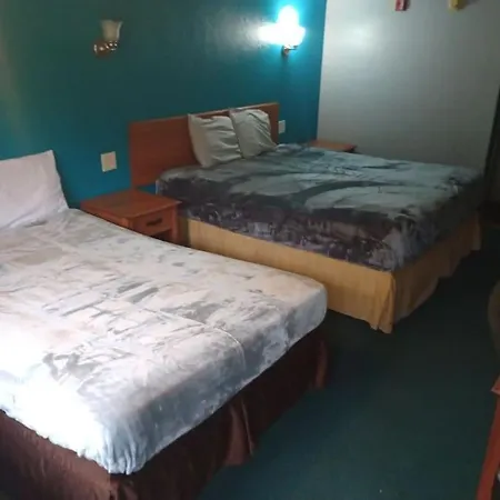 Hotel 2 Double Bed Studio 109 & Hot Tub